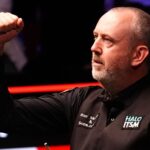 World Snooker Championship: Mark Williams holds off John Higgins fightback in Crucible epic to reach semi-finals | Snooker News