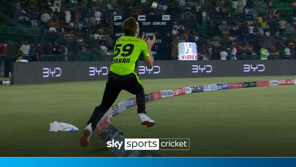 'Wow, job well done!' | Curran's brilliant boundary catch