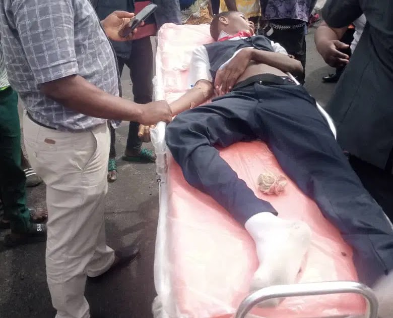 VIDEO: Policeman’s stray bullet kills WAEC candidate in Ibadan