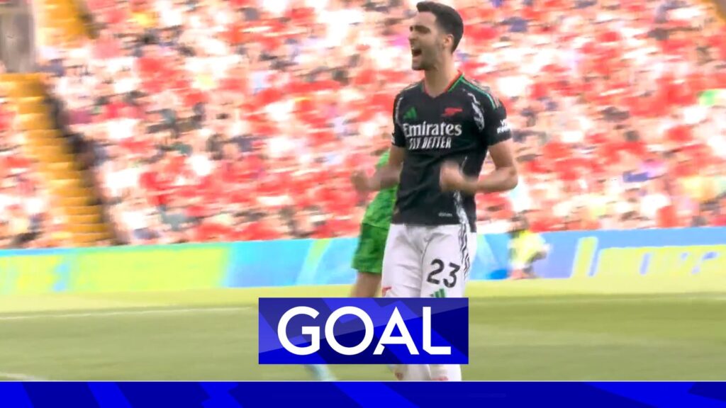 Arsenal are level! Merino header makes it 2-2!