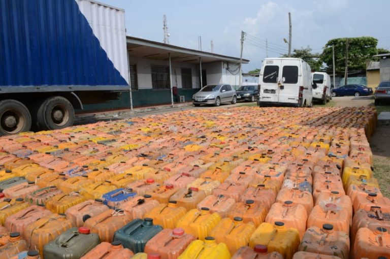 Nigerian Navy intercepts 90,000 litres of stolen crude oil in Ondo — Daily Nigerian