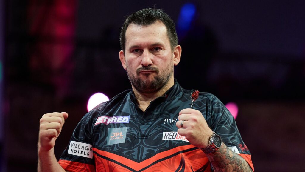 Dutch Darts Championship: Jonny Clayton beats Luke Humphries on way to third Euro Tour title | Darts News