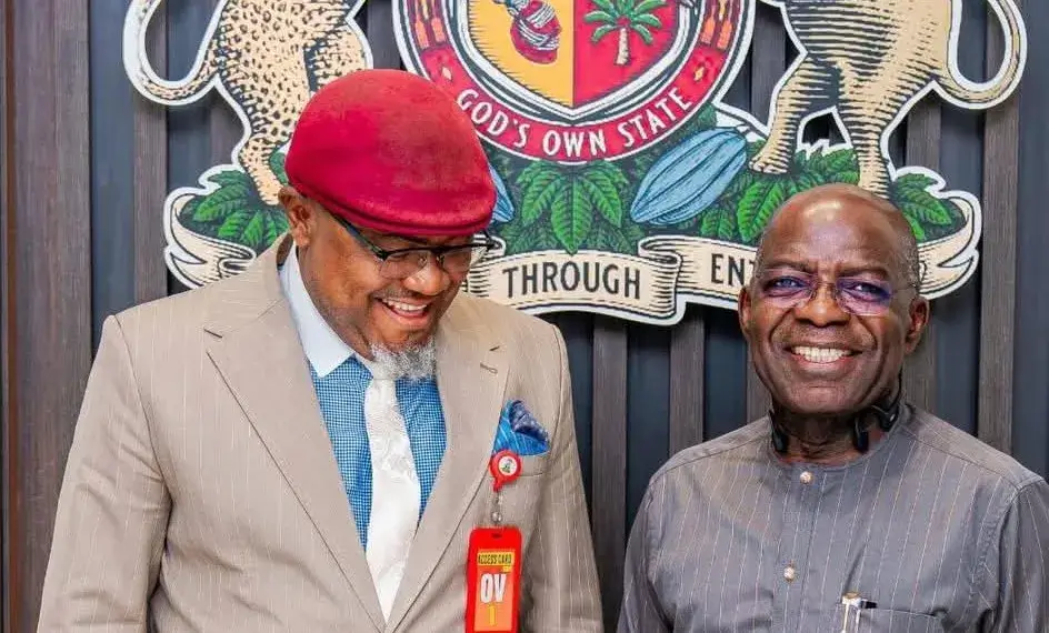 Ikpeazu’s Spokesman, Ememanka Supports Otti, Dumps PDP