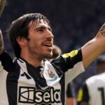 Newcastle 2-0 Chelsea: Magpies edge closer to Champions League finish and close gap on Arsenal | Football News