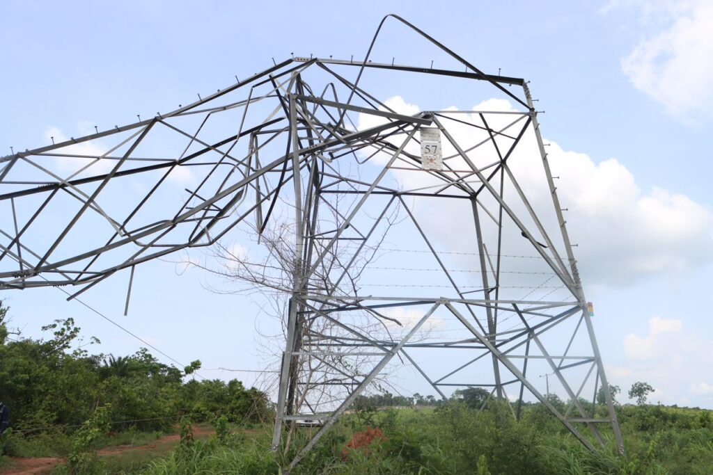 TCN re-erects collapsed towers along Kainji-Birnin Kebbi — Daily Nigerian