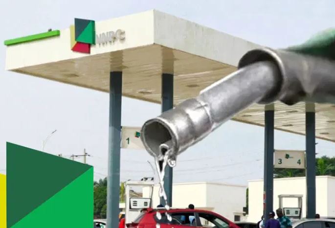 NNPCL Reduces Fuel Price To N910 Per Litre
