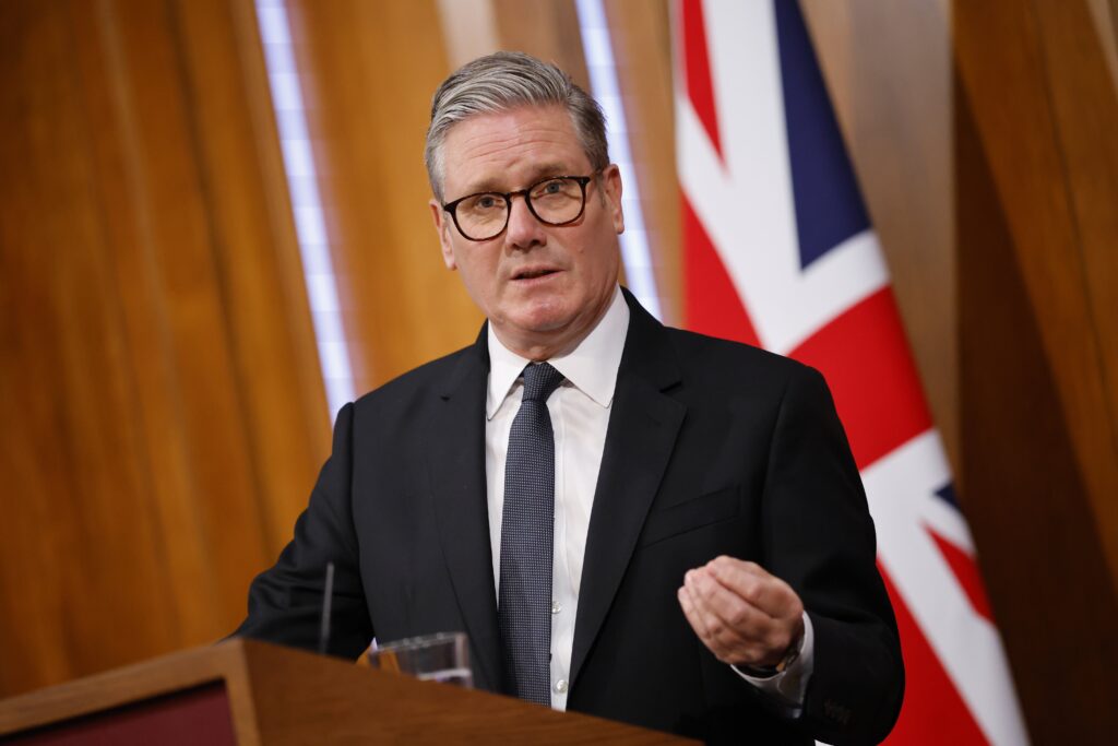 UK to Introduce Tougher Visa Rules, Migrants to Wait 10 years Before Apply to Settle In the UK