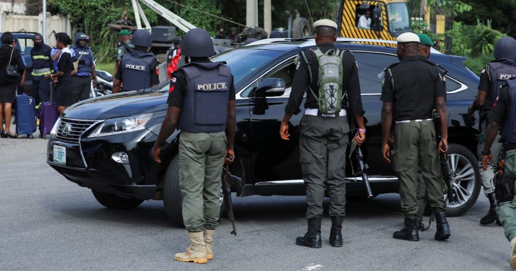 Gunshots in Ondo as police, Amotekun operatives clash over custody of suspect